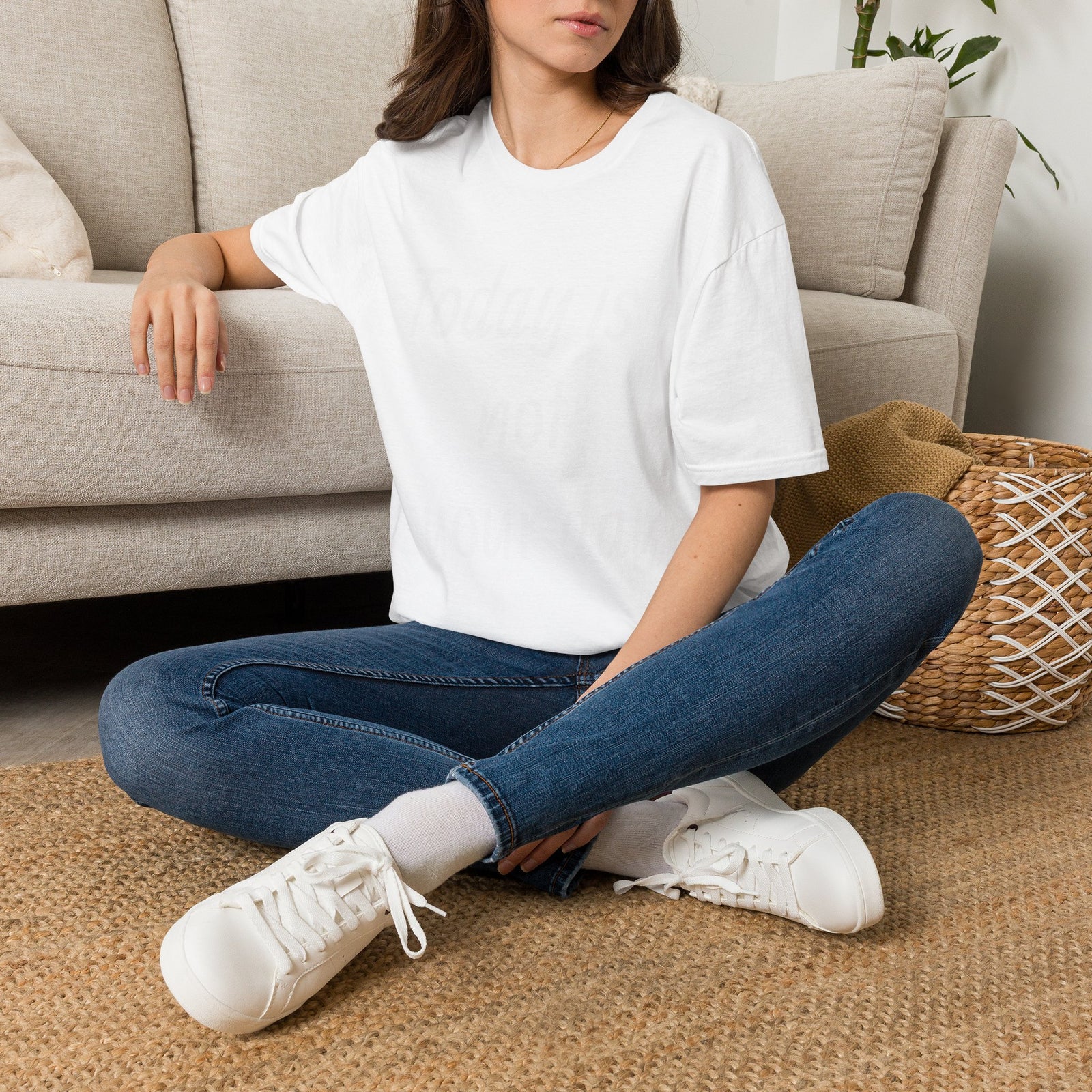 White Minimalist T‑Shirt — Everyday Casual Tee