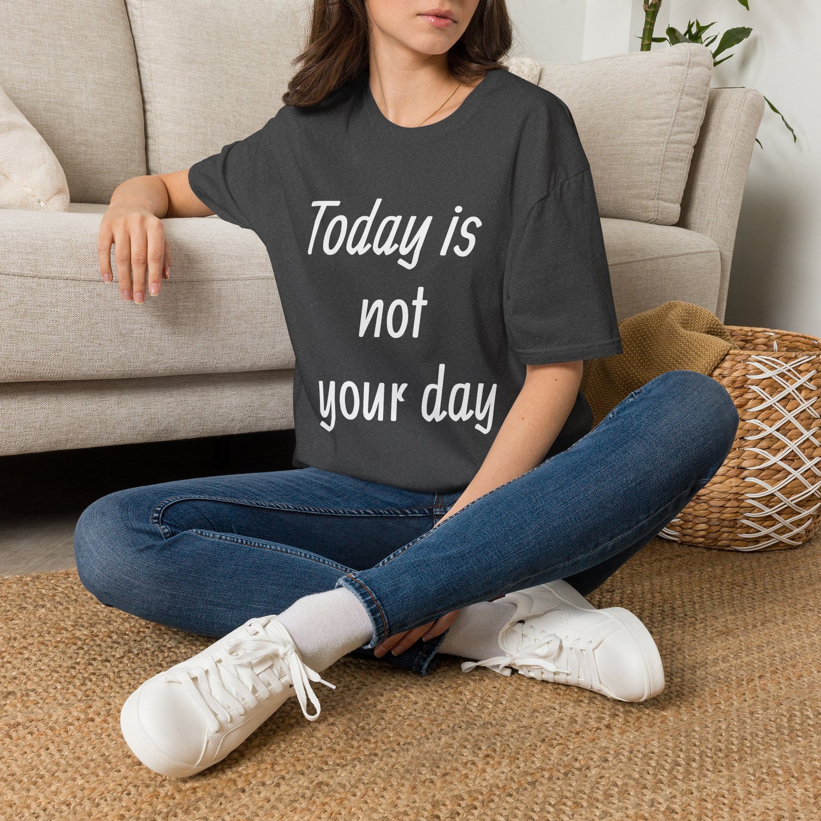White Minimalist T‑Shirt — Everyday Casual Tee